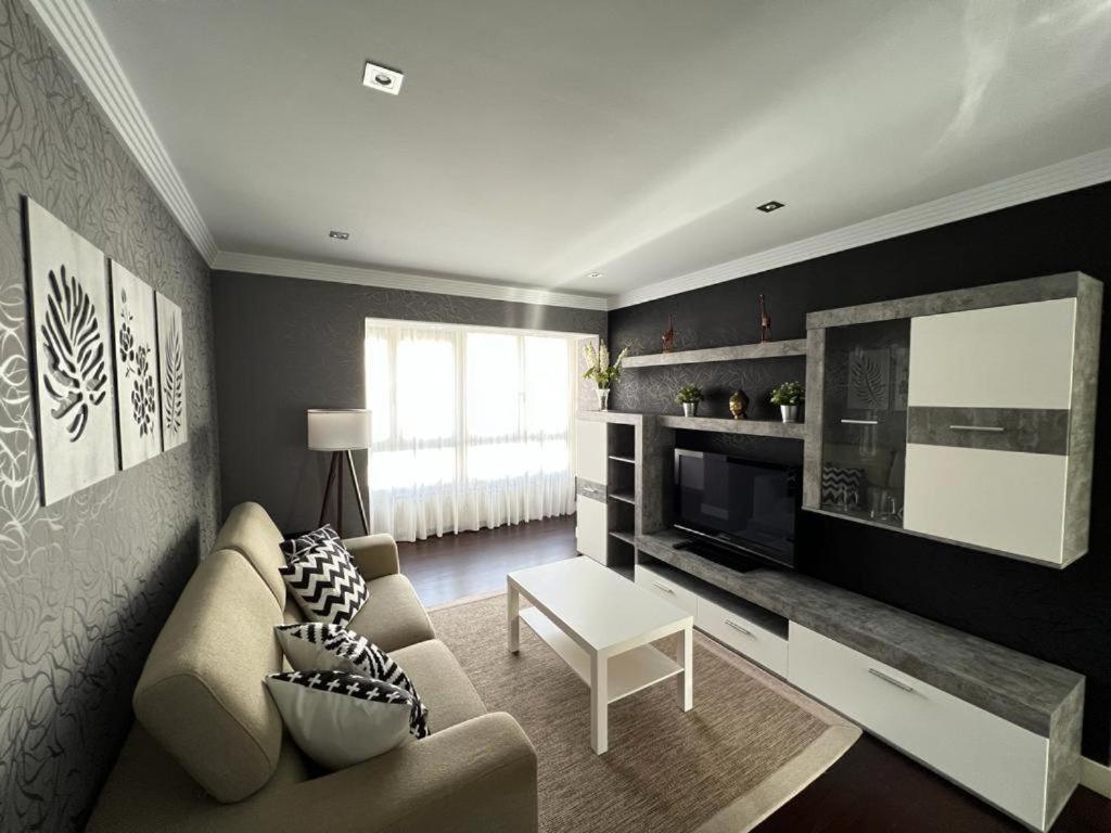 Tonpoigane Apartment Bermeo Bagian luar foto